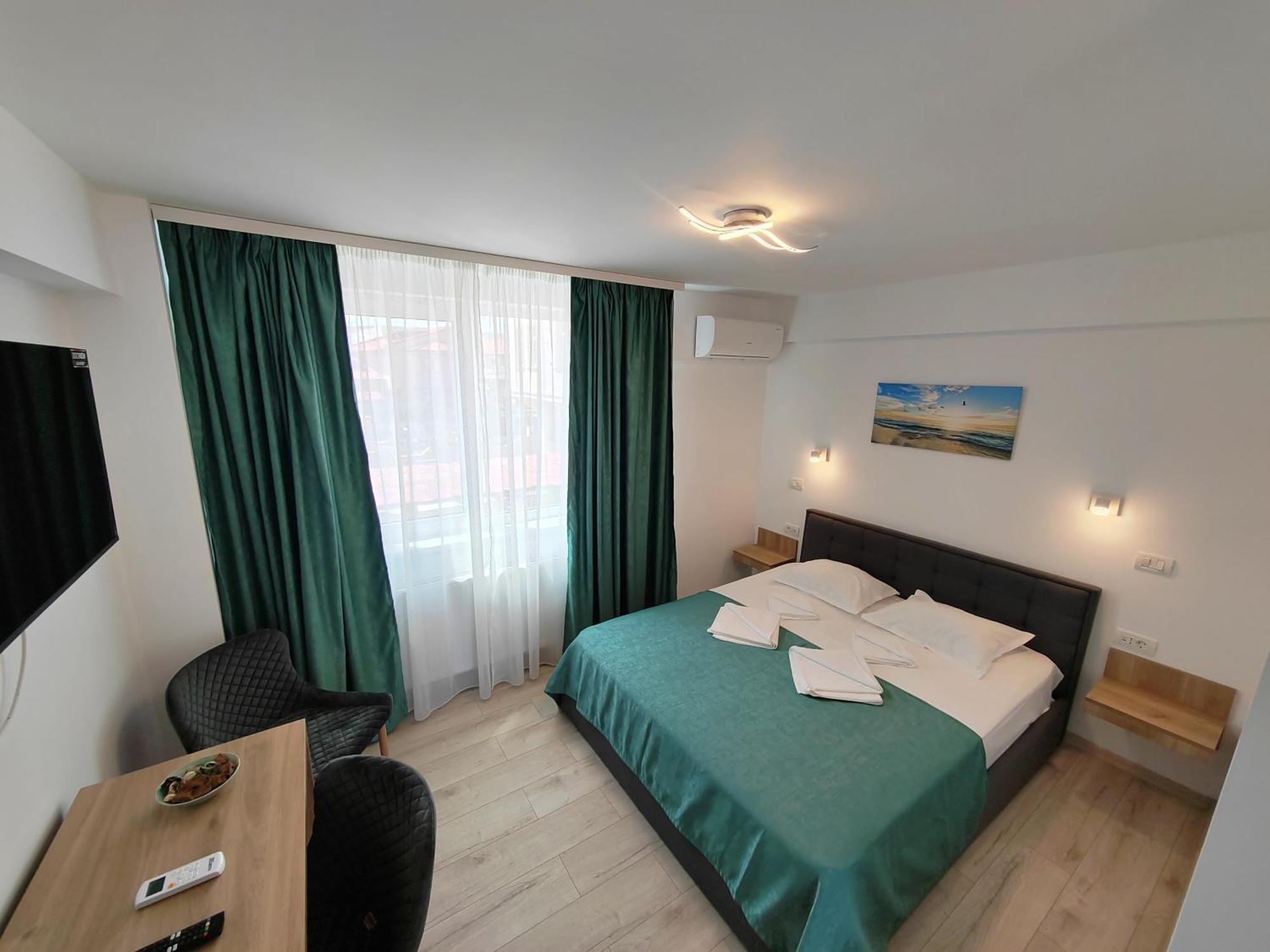 Casa Beyaz Hotel Mangalia Exterior photo